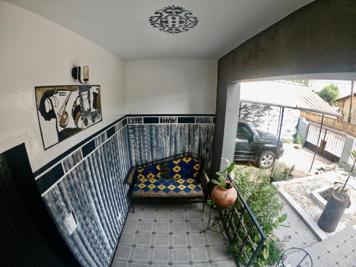 Ker Adja Apartment Ziguinchor Exterior photo